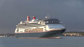 FRED OLSEN DOUBLE DELIGHT CRUISE SHIPS ARRIVAL SOUTHAMPTON ON 170424 [upl. by Esnahc]