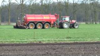 Loonbedrijf Tuller zodebemesten met Case IH Puma 225 cvx en Schuitemaker Robusta 270 [upl. by Janus633]