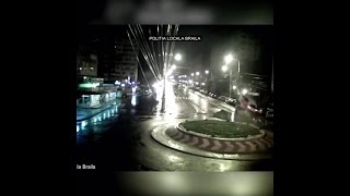 Car Jump in Midair on a Roundabout [upl. by Prescott774]