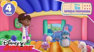 De Speelgoeddokter  Magisch Moment Het springkasteel  Disney Junior BE [upl. by Caresa]