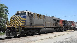 CN 2786 ExCREX Leads a Freight Effingham IL [upl. by Dyun909]