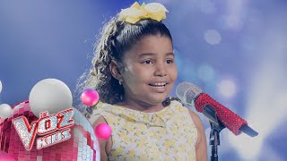 Maridaniela Ochoa canta ‘Sin Medir Distancias’  Audiciones a ciegasLa Voz Kids Colombia 2024 [upl. by Ahsoyek]