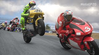 Max Biaggi vs Valentino Rossi MotoGP Laguna Seca 2001 [upl. by Topper849]