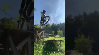 Few sends in samerberg bikepark mtb mtbjump automobile mountainbikejumpsbikelife 500subs [upl. by Mohorva]