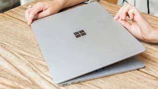 Microsoft Surface Laptop 2 Review  Intel UHD Graphics 620 [upl. by Maccarone829]