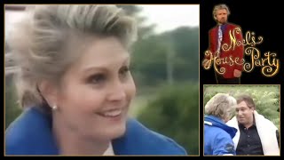 Noels Gotchas  Angela Rippon [upl. by Notffilc580]