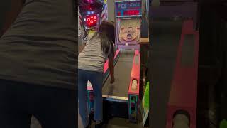 Skee Balling with Family  The Laidleys 🇺🇸🎶🏐🤠 funtime familytime skeeball [upl. by Behnken371]