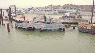 Janson Bridging Tijdelijke Brug Terschelling [upl. by Estrella]