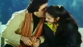 Rishi Kapoors closeness witha girl  Badaltey Rishtey  Bollywood Scene 2325 [upl. by Nirrek]