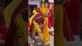 PritiThakurVlogsMummy god na lagala ye dulaha wedding love bhojpurishortsvideo vivahgeet [upl. by Towne559]