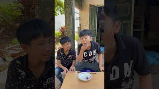 Cậu bé tham lam ăn hết kẹo  The greedy boy ate all the candy shorts [upl. by Zorine]