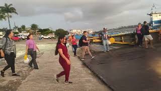 Balsa entre Sergipe Neópolis e Alagoas Penedo no Rio São Francisco  Barco só universitários [upl. by Ohce401]