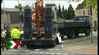 Mann geriet mit Fahrrad unter LKW in Oberhausen Tot [upl. by Dhu]