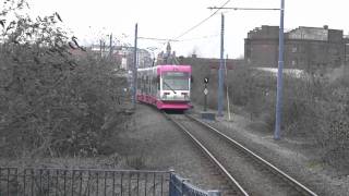 MIDLAND METRO TRAM 07 DEPARTS BIRMINGHAM SNOW HILL 090212 [upl. by Yelsa309]