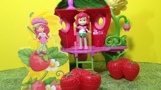 Strawberry Shortcake Berry Bitty Clubhouse Hasbro Review [upl. by Silevi]