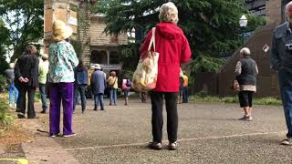 137yearold Morris Marks House crawls through downtown Portland timelapse [upl. by Alek92]