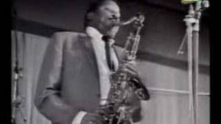 Count Basie feat Lockjaw Davis The Kid From Red Bank But really Whirly Bird [upl. by Araiek744]