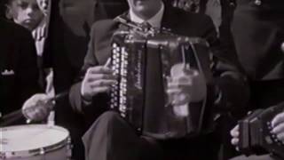 The Tulla Ceili Band Plays A Single Reel [upl. by Eanerb]