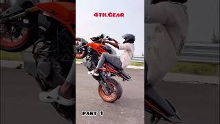 Wheelie task 😱bike stunt videos shortsviral wheeliebike [upl. by Dumm]