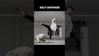 Round House Kick taekwondokicks selfdenfense bestselfdefense shorts martialarts karete [upl. by Quent]