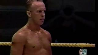 Ramon Dekkers vs James Bond [upl. by Nelleoj]