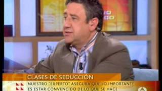 Antena 3 entrevista al seductor Mario Luna 22 [upl. by Morrie845]