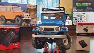 HOBBYWINGOfficial Fusion se 1200kv brushless Fms Toyota Fj40  leaf springs  rc4wd landies [upl. by Juliette]