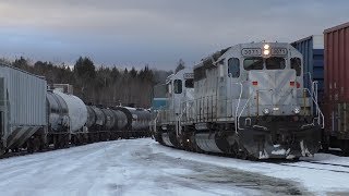 CMQ 9021 leads Job 1 West on the Moosehead Sub 122918 [upl. by Ettedanreb]