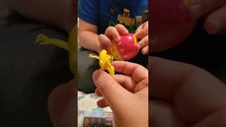 Torin Opens The Loyal Subjects Exclusive Alien Xenomorph Surprise Eggs surprisetoys surprise [upl. by Thoma]