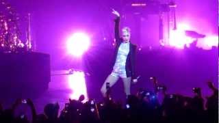 No Doubt  Keep On Dancing  Universal Amphitheater  12062012 [upl. by Llenrrad]