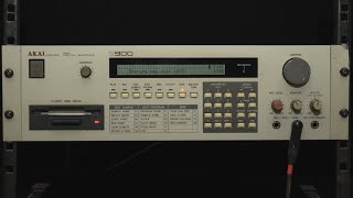 How to use the Akai S900  S950 Sampler Complete Tutorial [upl. by Nereus]