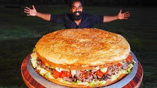 Giant Burger  50KG Burger  ഇന്ത്യയിലെ ഏറ്റവും വലുത്  M4 Tech [upl. by Meehan]