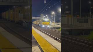 Aurizon 2843 YC77 passing Carseldine station with country hornshow [upl. by Roberto]