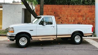 Vehículos Pickup que dejaron Huella Ford F150 Eddie Bauer 1995 toda una Joya sobre Ruedas [upl. by Rokach36]