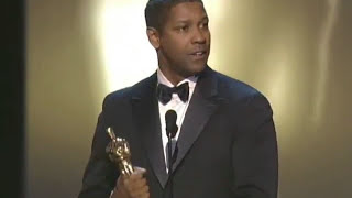 Denzel Washington Wins Best Actor  74th Oscars 2002 [upl. by Gildas]