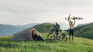 1000 km Cruzando los Pirineos en Bici  Parte 2 [upl. by Lambart]