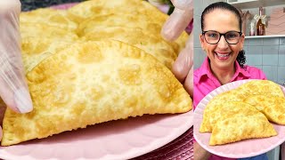 MASSA RÁPIDA DE PASTEL COM 2 INGREDIENTES FIZ 7 PASTÉIS COM 1 XÍCARA DE FARINHA  Isamara Amâncio [upl. by Oahc508]