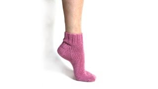 Learn to Knit Magic Loop Socks  Part 1 [upl. by Horodko]