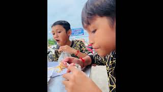 My Kid Eating a fertilized duck egg ballute egg streetfood yummy duck duckegg food [upl. by Dnomad]