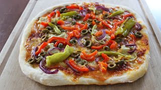 Pikante Gemüse Pizza mit selbstgemachtem einfachen Pizzateig und leckerer Pizzasoße  Canans Rezepte [upl. by Nnaecyoj]