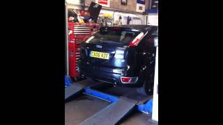 Ford focus st225 de resonated before and after [upl. by Nolram]