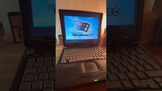 Compaq Armada 1700  Pentium II MMX 266 MHz Ram 64mo  HDD 4Go windows98 pc vintage laptop asmr [upl. by Anabahs]