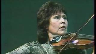 LEGENDARY VIOLINISTS ZORIA SHIKHMURZAYEVA plays F Kreisler quotLiebesleidquot 1986 [upl. by Ennaeirb504]