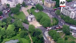 UK PMs motorcade leaves Buckingham Palace [upl. by Eceirehs671]