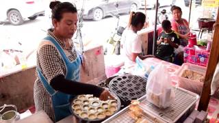 KHANOM KROK  Khanom Khrok  Thailand street food snack [upl. by Balduin]