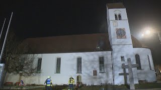 HofstettenFlüh SO Hoher Schaden bei Kirchenbrand [upl. by Lymann816]