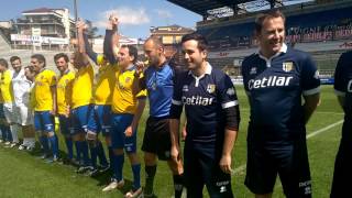 Torneo Pharmanutra 2017 allo Stadio Tardini Ingresso squadre in campo [upl. by Haliek]