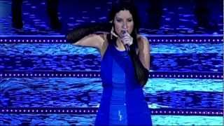 Laura Pausini  Se Fue live [upl. by Naul247]