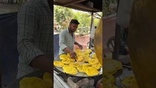 Famous chole kulche 😍😋 cholekulchestreetfood streetfoodindia shorts youtubeshorts uttarerswade [upl. by Lemon]