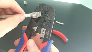 RJ45 Stecker richtig crimpen Cat5e ohne Einfädelhilfe Tipps und Tricks [upl. by Rhtaeh837]